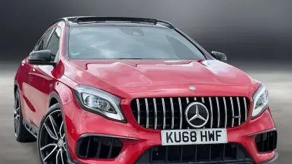 Begagnad Mercedes GLA45 AMG Premium 381 HK (280 kW) 2019 SUV