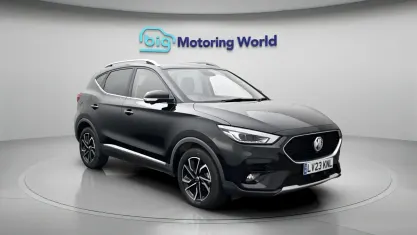 Used MG ZS Exclusive 111 HP (81 kW) 2023 Black SUV
