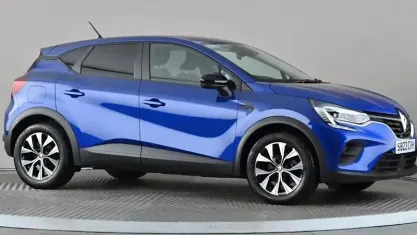 Used Renault Captur Evolution 143 HP (105 kW) 2023 Blue SUV