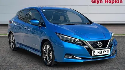 Usado Nissan Leaf N-Connecta 110 kW (150 HP) 2020 Azul Citadino