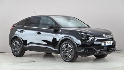 Używany Citroën C4 PureTech 131 KM (96 kW) 2023 Czarny SUV