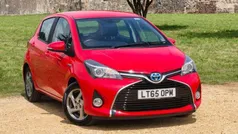 Used 2016 Toyota Yaris Hybrid Hatchback | £11,289 (Fair price)