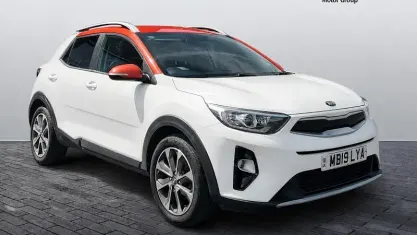 Used Kia Stonic 120 HP (88 kW) 2019 White SUV