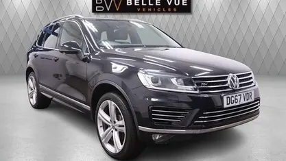 Black Used 2017 VW Touareg R-line Plus SUV | £20,995 (Fair price)