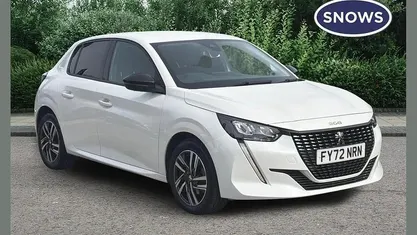 Second-hand Peugeot 208 Allure+ 102 CP (75 kW) 2023 Alb Hatchback