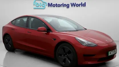 Used 2021 Tesla Model 3 Standard Range Sedan | £17,900 (Fair price)