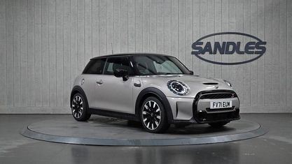 Begagnad Mini Cooper S Exclusive 178 HK (130 kW) 2021 Grå Halvkombi