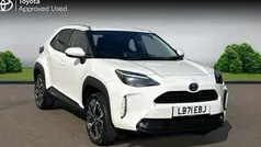 Used 2024 Toyota Yaris Hybrid Estate | £21,292 (Fair price)
