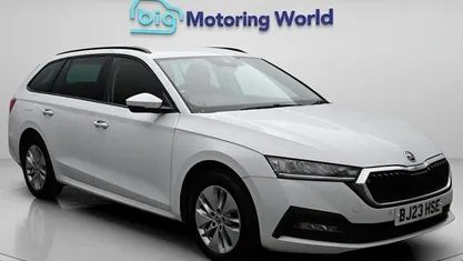 Used Skoda Octavia SE Technology 110 HP (80 kW) 2023 White Estate
