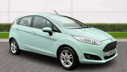 Used Ford Fiesta Zetec 75 HP (55 kW) 2017 Hatchback