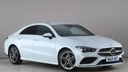 Begagnad Mercedes CLA180 AMG Line Premium 136 HK (100 kW) 2021 Vit Sedan