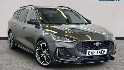Used Ford Focus ST-Line X 125 HP (91 kW) 2023 Grey Estate