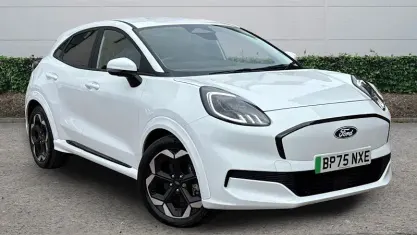Used Ford Puma Gen-E Premium 122 kW (167 HP) 2025 White SUV