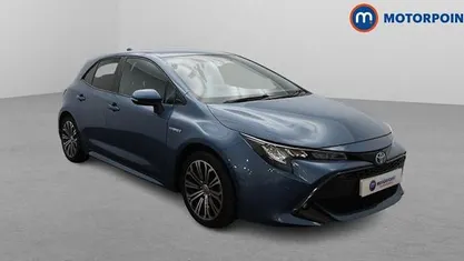 Used Toyota Corolla Design 122 HP (89 kW) 2022 Hatchback