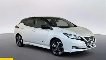 Begagnad Nissan Leaf Tekna 160 kW (218 HK) 2021 Halvkombi
