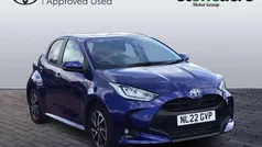 Blue Used 2022 Toyota Yaris Hybrid Design Hatchback | £16,500 (Fair price)