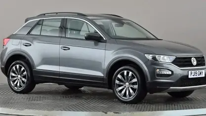 Used VW T-Roc SE 116 HP (85 kW) 2019 Grey SUV