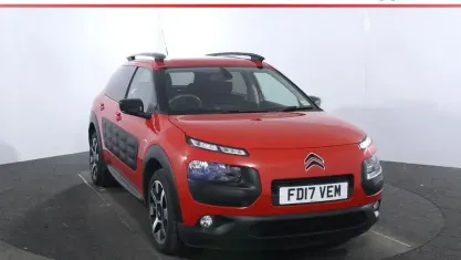 Used Citroën C4 Cactus Flair 82 HP (60 kW) 2017 Red Hatchback