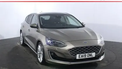 Used Ford Focus Vignale 150 HP (110 kW) 2019 Silver Hatchback