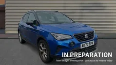 Metallic saphire blue with black roof Used 2023 Seat Arona FR SUV | £15,190 (Fair price)