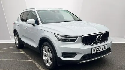 Used Volvo XC40 Momentum 163 HP (119 kW) 2021 SUV