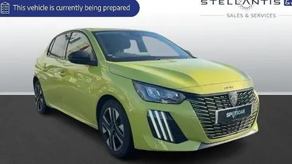 Used Peugeot 208 Allure 101 HP (74 kW) 2025 Hatchback