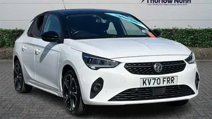 Used Vauxhall Corsa Elite 101 HP (74 kW) 2020 Summit white Hatchback