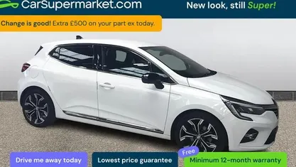 Used Renault Clio V Techno 145 HP (106 kW) 2022 White Hatchback