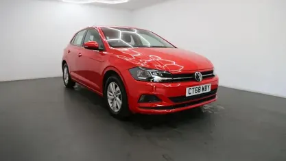 Used VW Polo SE 95 HP (69 kW) 2019 Red Hatchback