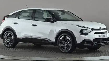 Używany Citroën C4 PureTech 101 KM (74 kW) 2023 Biały SUV