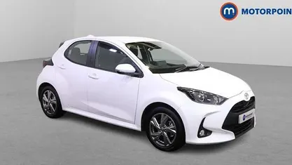 Used 2025 Toyota Yaris Hybrid Hatchback | £20,749 (Fair price)