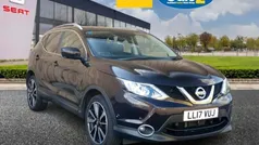 Black Used 2016 Nissan Qashqai Tekna SUV | £11,389 (Fair price)