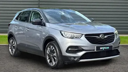 Used Vauxhall Grandland X Sport 131 HP (96 kW) 2019 Grey SUV