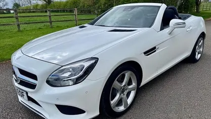Used Mercedes SLC200 184 HP (135 kW) 2016 White Cabriolet