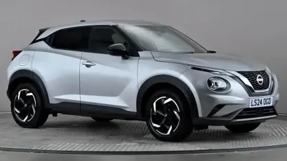 Used Nissan Juke N-Connecta 114 HP (83 kW) 2023 Silver SUV