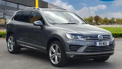 Usado VW Touareg R-line Plus 262 HP (192 kW) 2017 Cinzento SUV