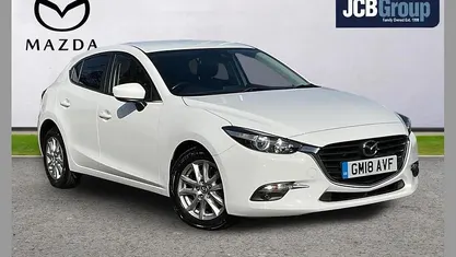 Used Mazda 3 120 HP (88 kW) 2018 White Hatchback