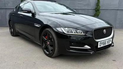 Used Jaguar XE R-Sport 179 HP (131 kW) 2019 Sedan