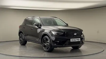 Used 2025 Volvo XC40 Plus SUV | £30,900 (Fair price)