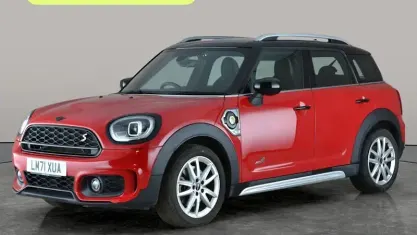 Begagnad Mini Cooper S Sport 220 HK (161 kW) 2021 Röd Halvkombi