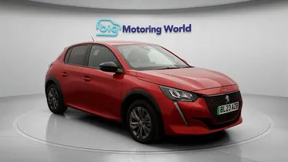 Used Peugeot e-208 Allure+ 100 kW (136 HP) 2023 Red Hatchback