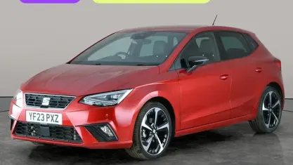 Begagnad Seat Ibiza FR Sport 110 HK (80 kW) 2023 Röd Halvkombi