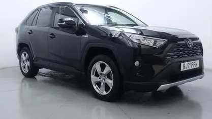 Used 2025 Toyota RAV4 Design Estate | £21,500 (Super price)