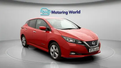 Used Nissan Leaf Tekna 160 kW (218 HP) 2020 Red Hatchback