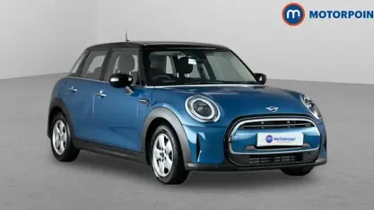 Usado Mini Cooper Classic 136 HP (100 kW) 2022 Azul Citadino