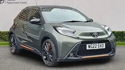 Used Toyota Aygo X Edition 72 HP (52 kW) 2022 Cardamon green bitone SUV