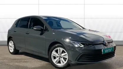 Usado VW Golf VIII Life 131 CV (96 kW) 2024 Utilitario