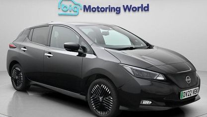 Używany Nissan Leaf Tekna 160 kW (218 KM) 2022 Czarny Hatchback