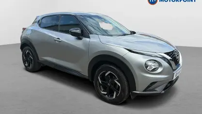 Used Nissan Juke N-Connecta 114 HP (83 kW) 2023 Silver SUV