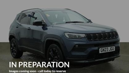 Begagnad Jeep Compass Limited 131 HK (96 kW) 2023 Blå SUV